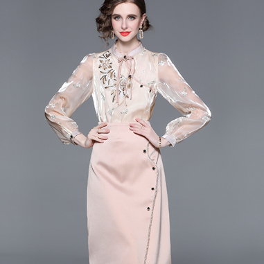 French Style Slim Fit and Slim Fashion  Women's Blouse and Skirt Set